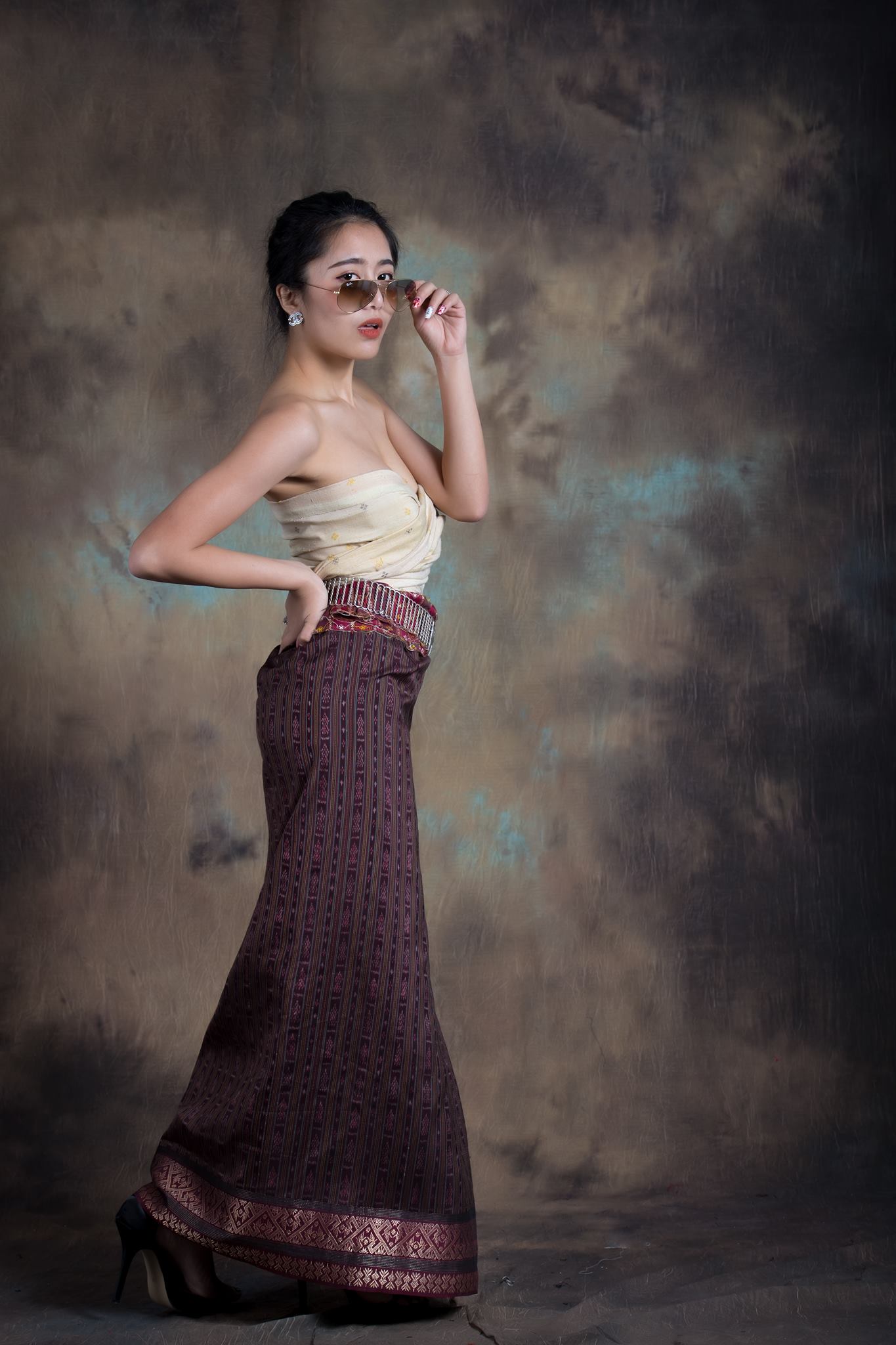 ซิ่นหมี่คั่น ไหมย้อมสีธรรมชาติ